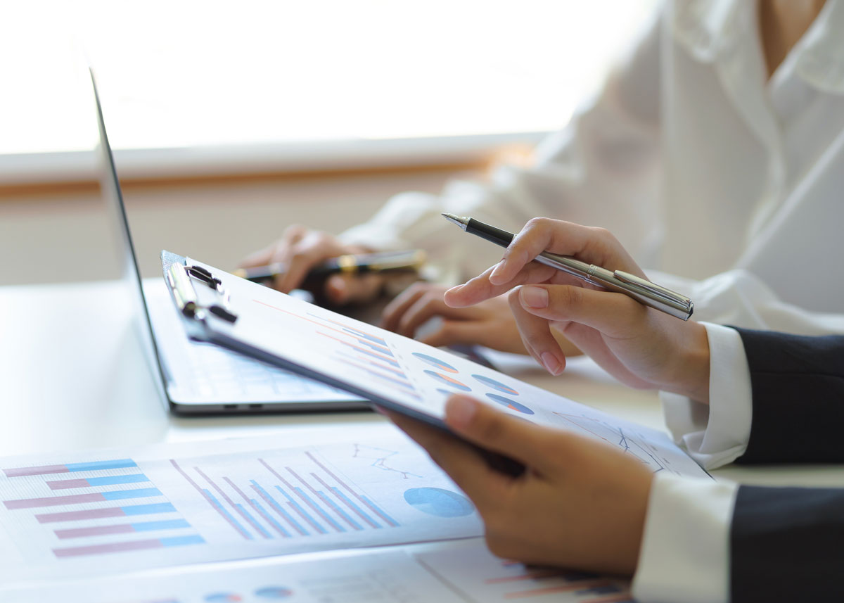 Image of graphic from Charlotte Regional Business Alliance 2023 Q4 report