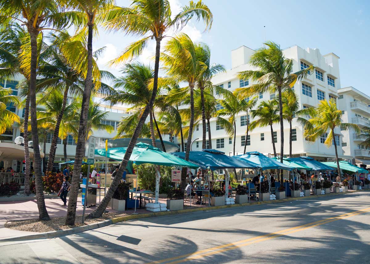 Image of graphic from Charlotte Regional Business Alliance 2023 Q4 report